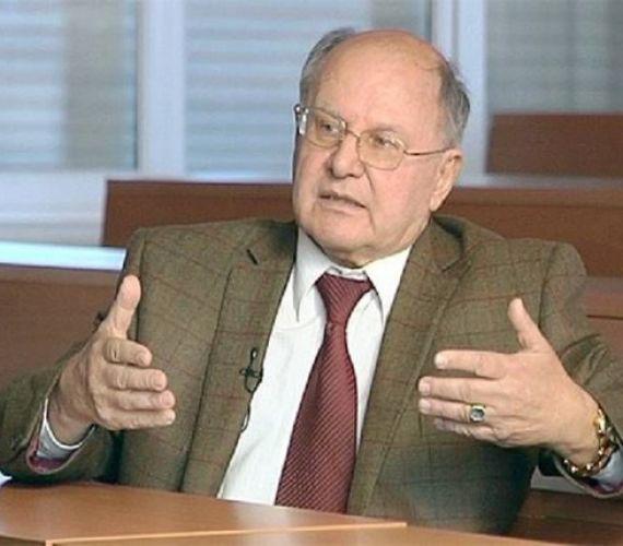 Юбилей Героя труда Кубани, доктора филологических наук, кандидата исторических наук, профессора, заслуженного работника культуры России, заслуженного журналиста Кубани и Адыгеи, заслуженного журналиста Кубани, писателя Владимира Рунова