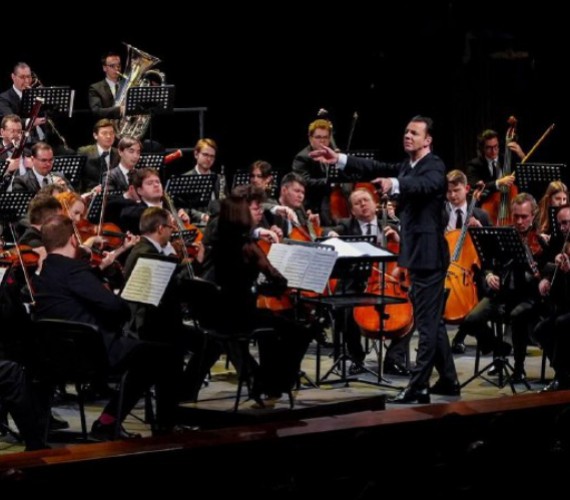 Концерт оркестра musicAeterna под руководством Теодора Курентзиса!