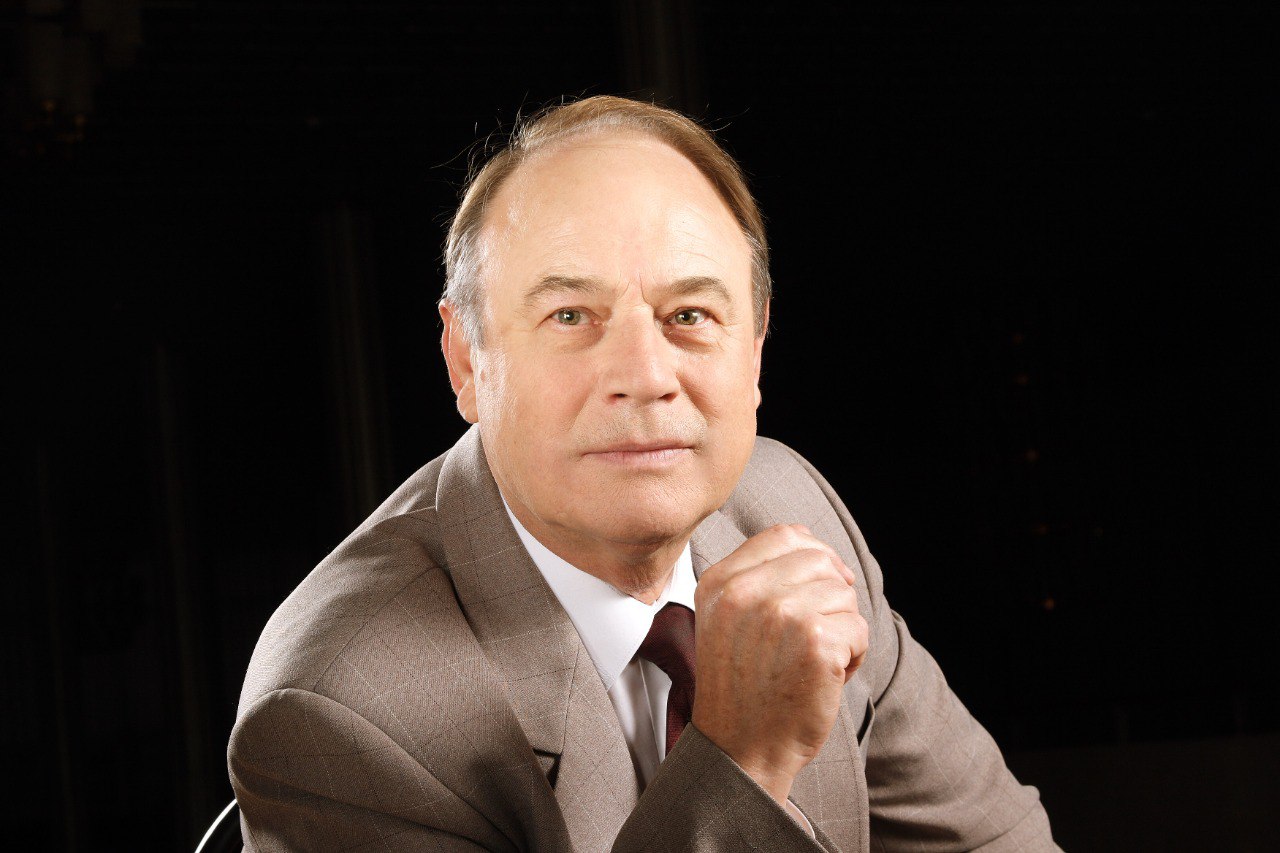 С Днём рождения, Станислав Иосифович!