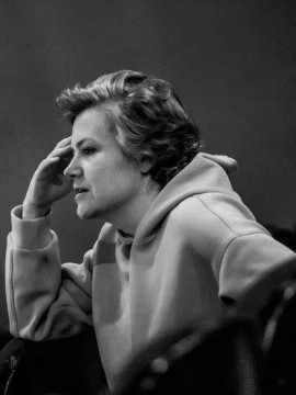 Драматург Екатерина Августеняк о премьере спектакля "16mm: обратимая"