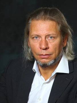 День рождения у артиста Виталия Пичика