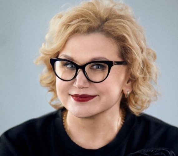 Поздравляем с Днём рождения заместителя директора театра Людмилу Тимофеевну Меликову!