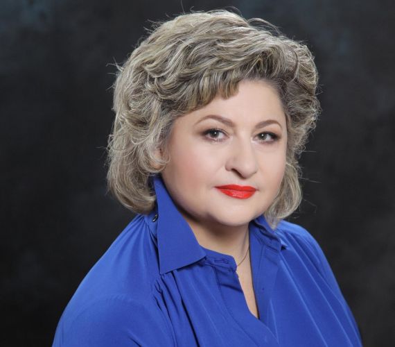 Юбилей отмечает Ирина Николаевна Репина